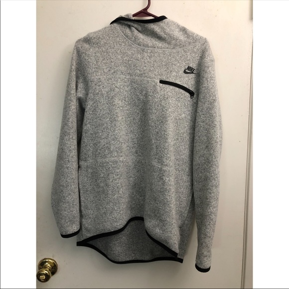 Nike Sweaters - Nike Sweater